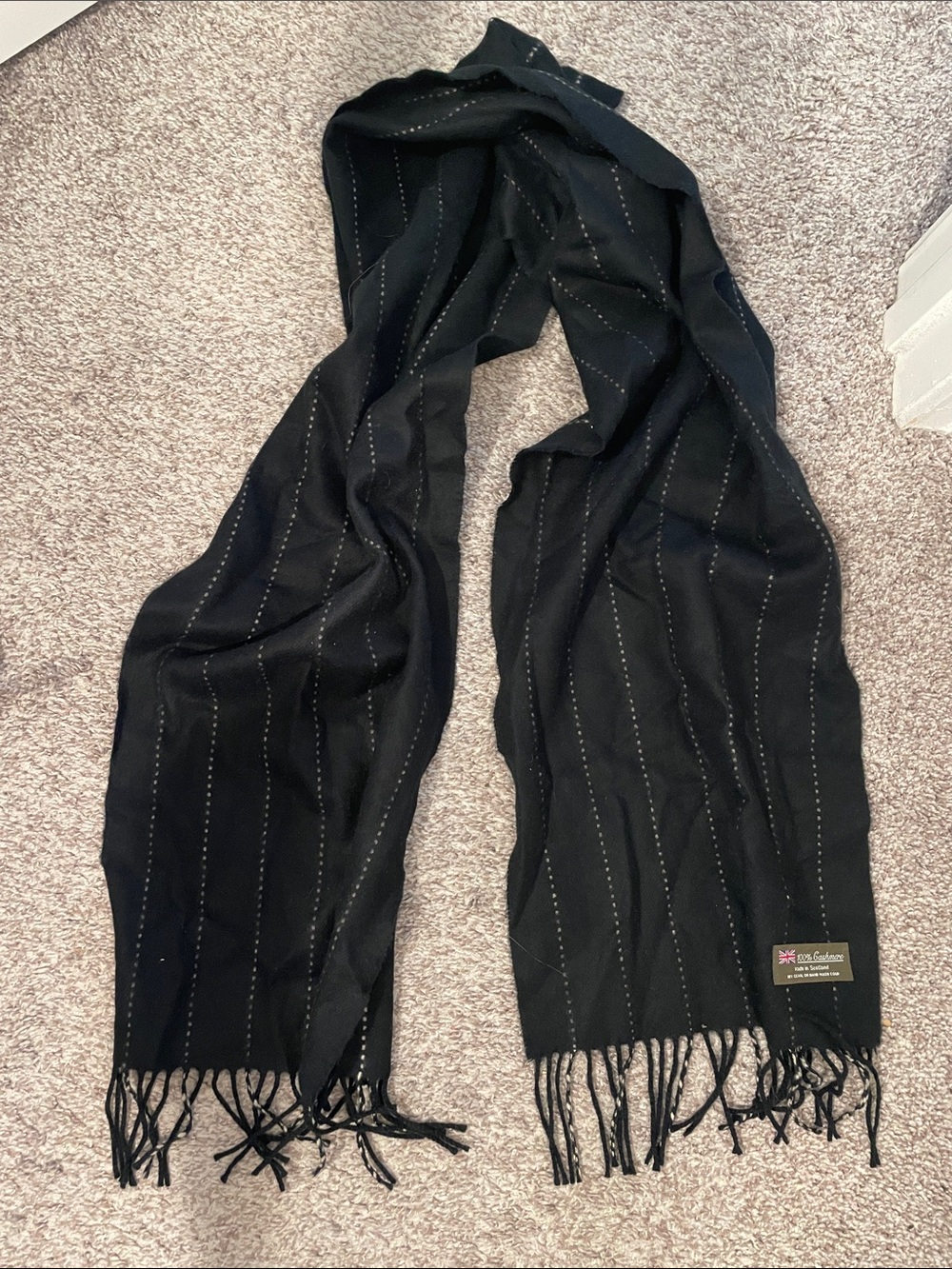 100% cashmere made in Scotland scarf